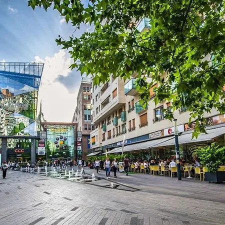 Apartman Garage-200m To Subway-prestige 08-1 Budapest