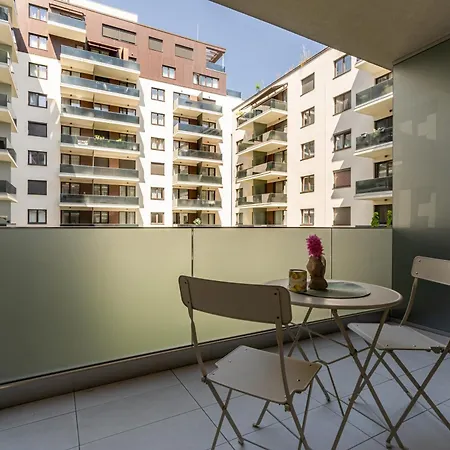 Garage-200m To Subway-prestige 08-1 Appartamento *